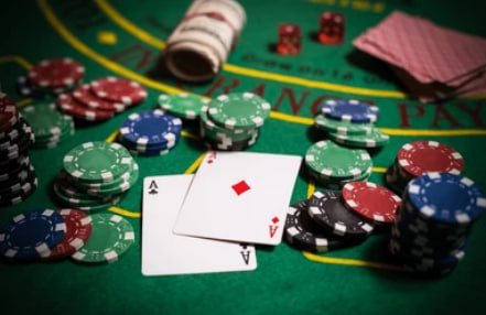 Keamanan data dan privasi pengguna dijaga dengan teknologi enkripsi terbaik
